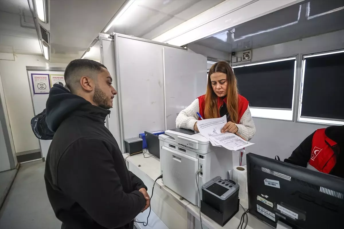 Suriyeliler Ülkelerine Dönmeye Başladı